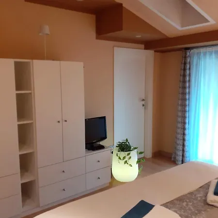 Apartment Meridiana 2 *