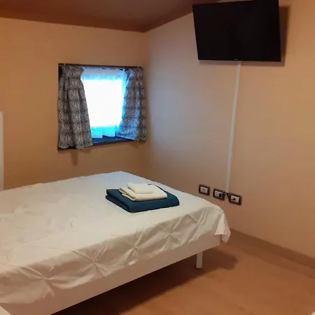 Meridiana 2 شقة Pradamano