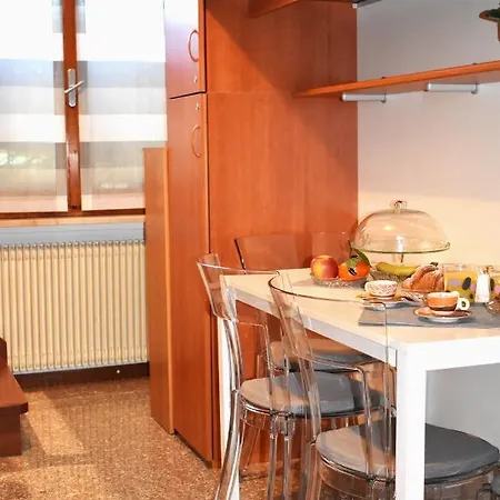Meridiana 2 Apartment